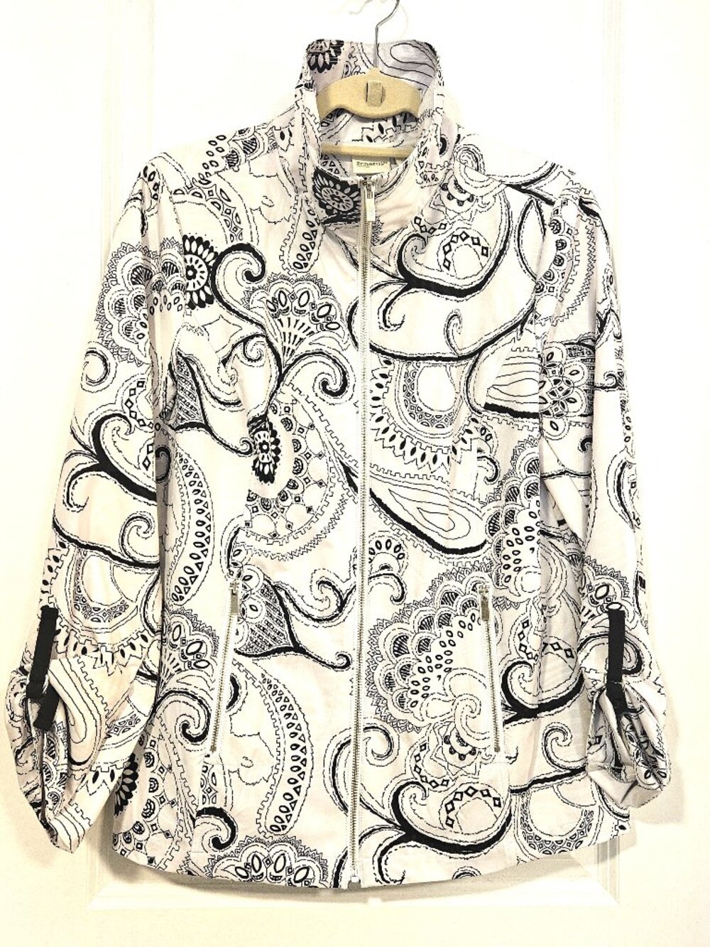 Chico’s Zenergy Zip Jacket Convertible Sleeve Black White Paisley Size 1/US 8-10